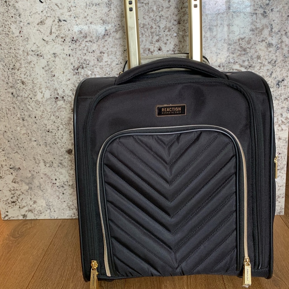 Underseat luggage